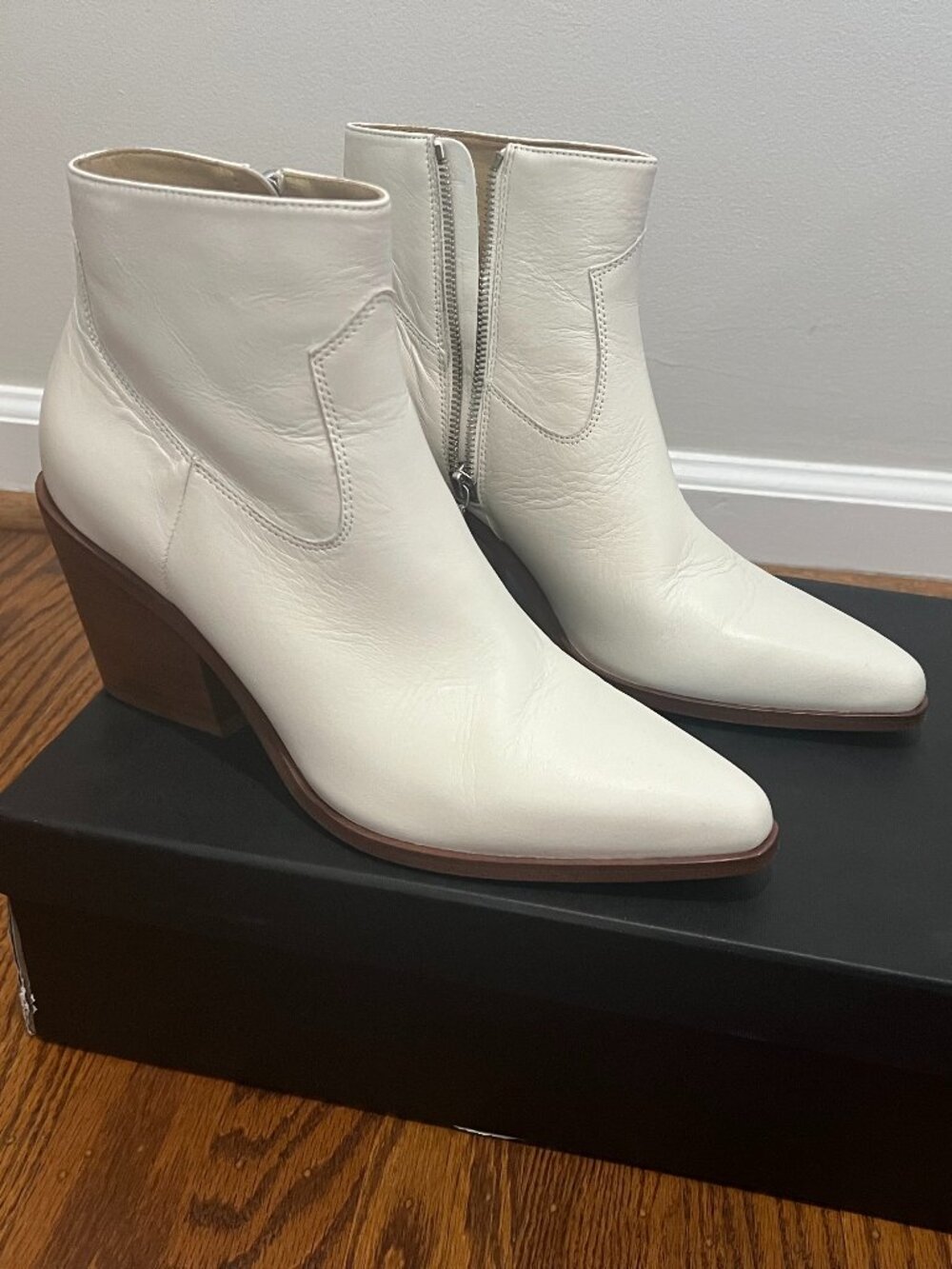 rag & bone Razor ankle boot Antique White size 39.5, new in box